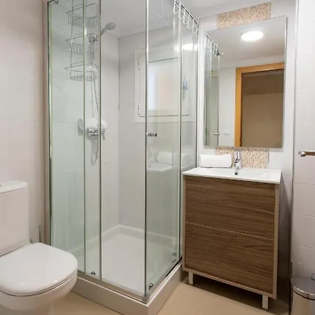 Brisas B2, 2 Dormitorios, Playa A 50m, By Bookindenia