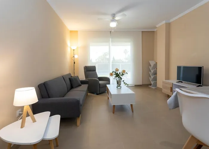 Brisas B2, 2 Dormitorios, Playa A 100m, By Bookindenia Apartamento