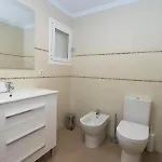 Brisas B2, 2 Dormitorios, Playa A 100m, By Bookindenia شقة